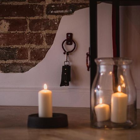 Apartament Dla Doroslych "Papierki Po Cukierkach" ルブリン エクステリア 写真