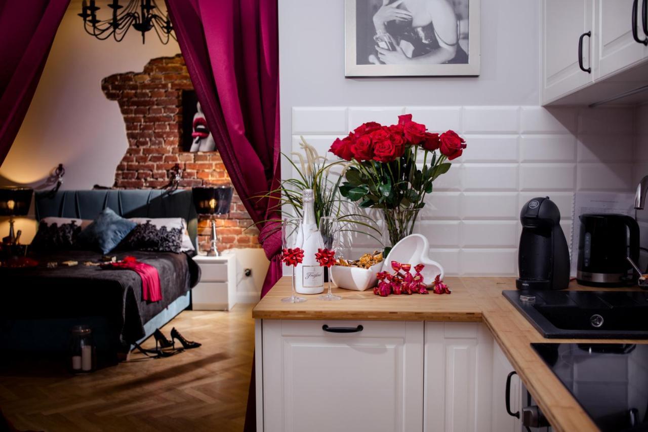 Apartament Dla Doroslych "Papierki Po Cukierkach" ルブリン エクステリア 写真