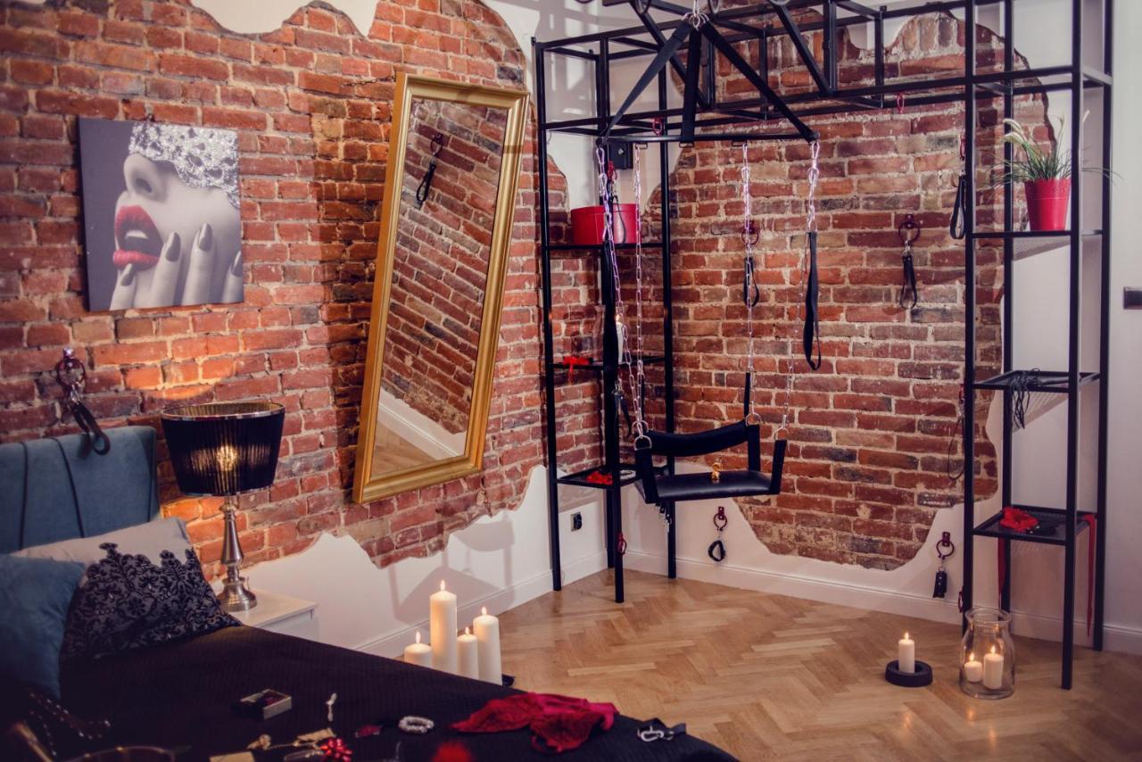 Apartament Dla Doroslych "Papierki Po Cukierkach" ルブリン エクステリア 写真